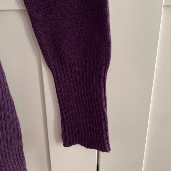 Guess knitted blouse. Never worn but no tag. Size M - Picture 7 of 9